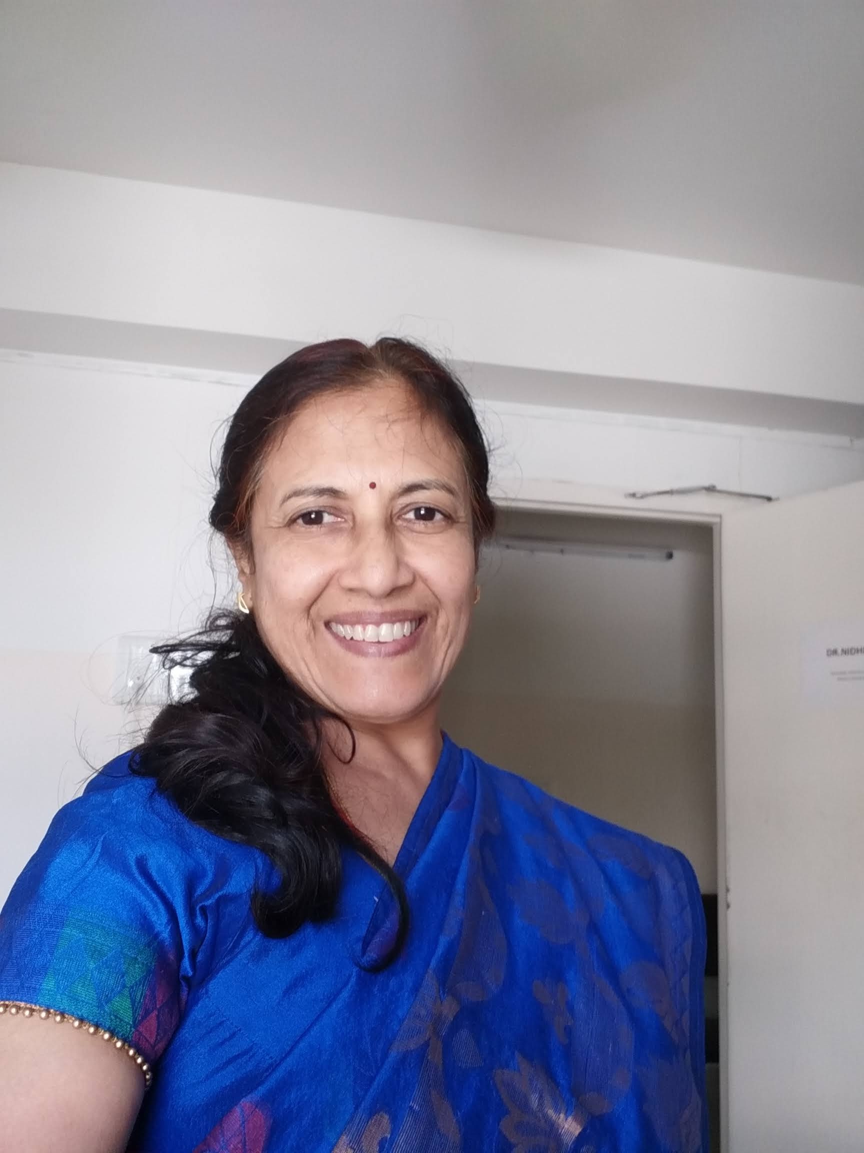 Dr. Nidhi Nair-Gynaecologist