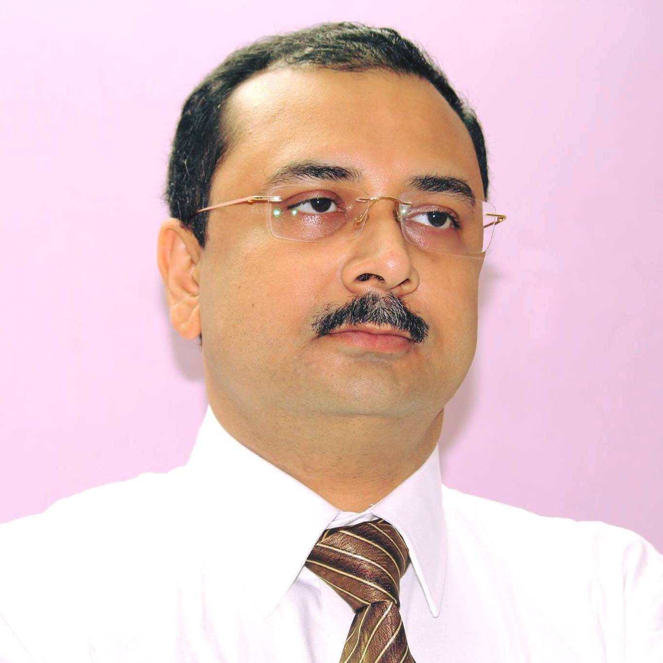 Dr. Saptarshi Roy-Cardio Thoracic Surgeon in Kolkata