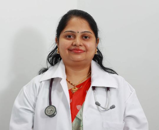 Dr. Smitha Mannepalli-Gynaecologist in Hyderabad