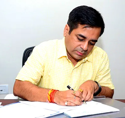 Dr. Manuj Sharma - Endocrinologist in Jawahar Chowk, Bhopal